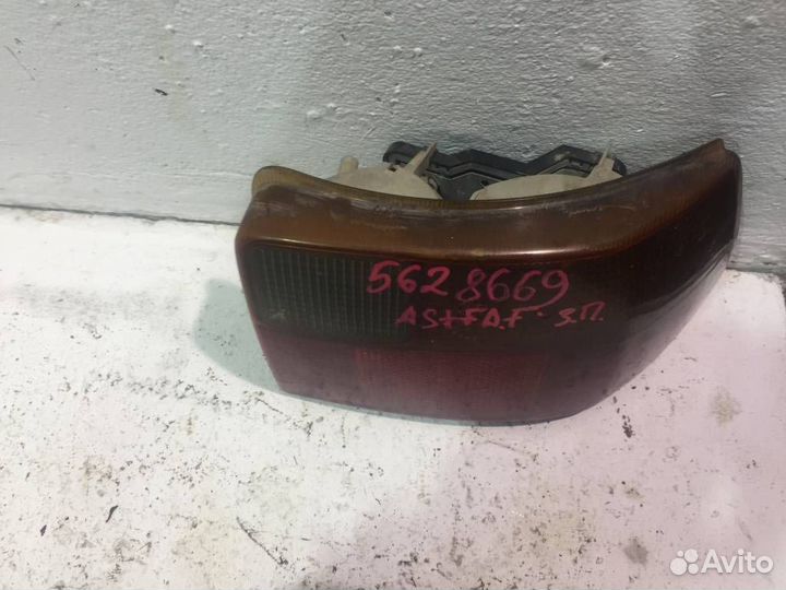 Фонарь задний правый наружный