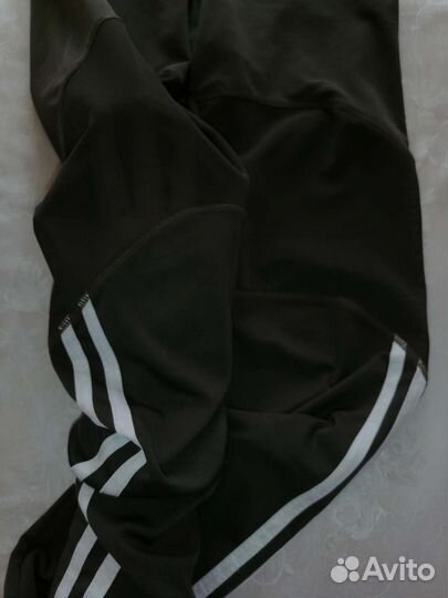 Спортивный костюм для тренировок