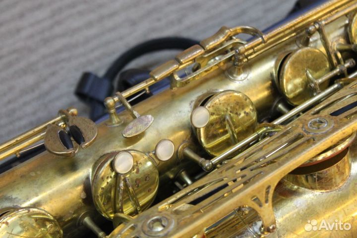 Саксофон баритон Yamaha YBS-61