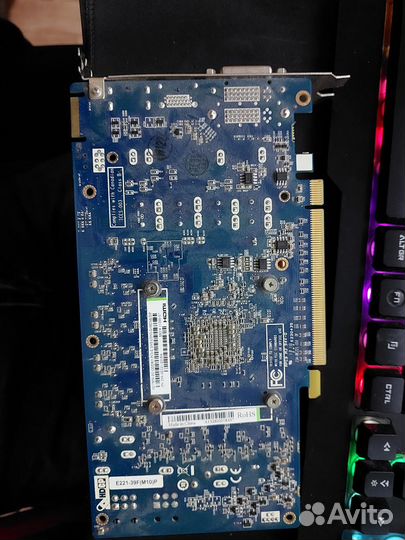 Видеокарта PCI-E Sapphire AMD Radeon HD7850 2gb