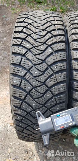 Dunlop SP Winter Ice 03 205/65 R16