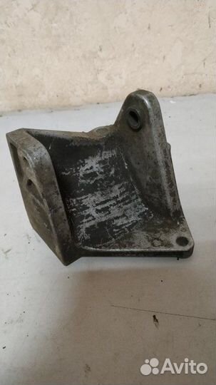 Кронштейн гидроусилителя Nissan Almera N16