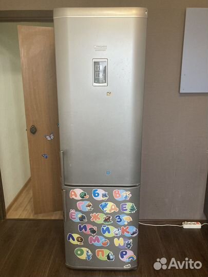 Холодильник hotpoint ariston бу
