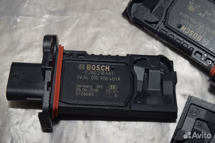 Новый датчик расходомера воздуха 05E906461A