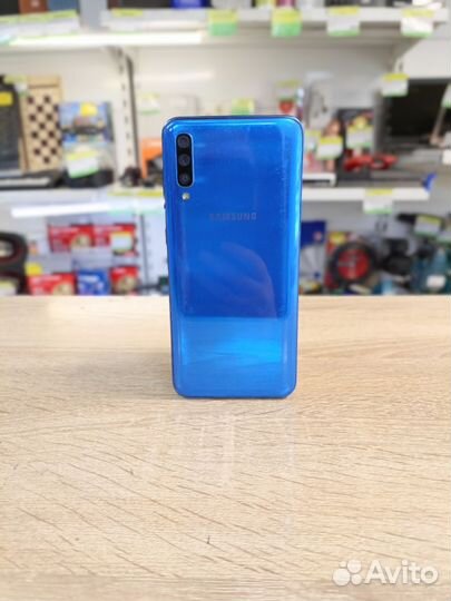Samsung Galaxy A50, 4/64 ГБ