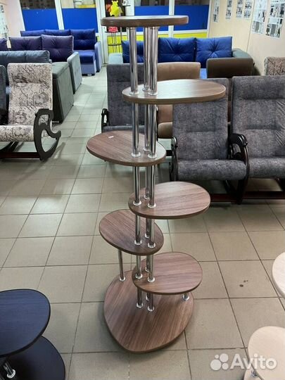 Подставка под цветы 