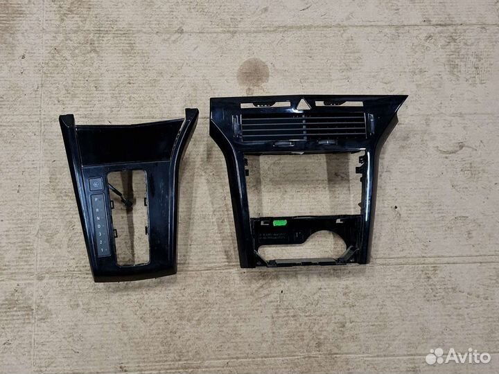 Декоративная накладка Opel Astra H опель астра аш