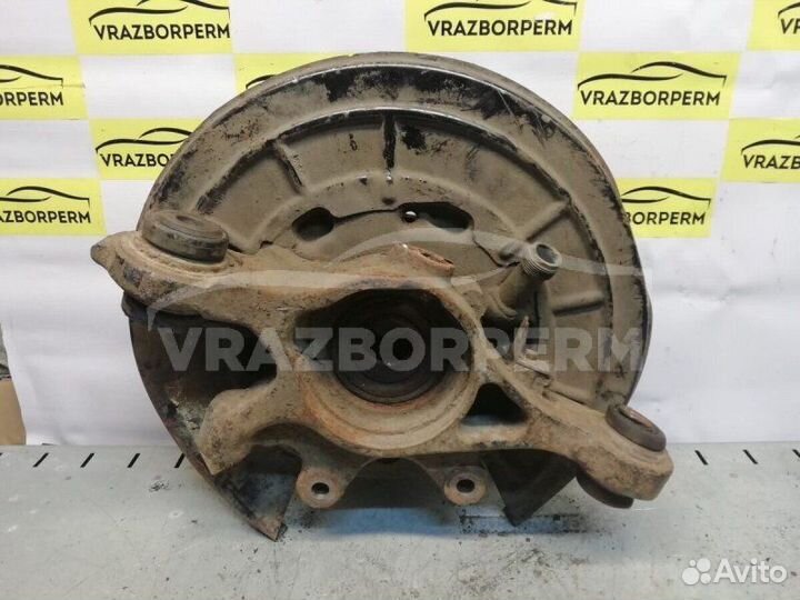 Кулак поворотный задний правый Land Rover