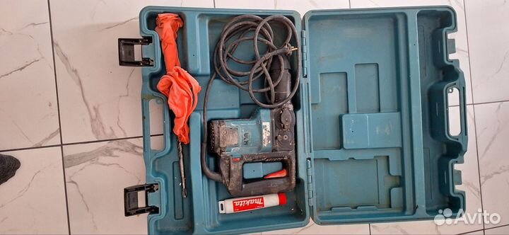 Штроборез Hitachi CM7MRU makita HR 3000c