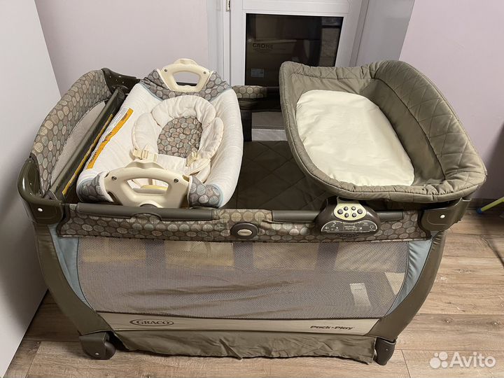 Кровать-манеж Graco Cuddlecove