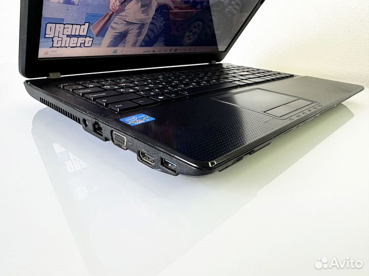 Быстрый ноутбук Asus 4ядра Core i7/8gb/SSD+HDD