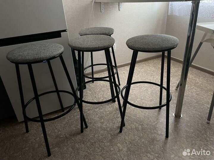 Барный стул