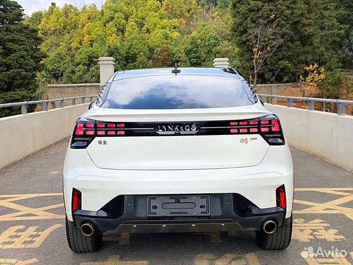 Lynk & Co 05 2.0 AT, 2021, 45 000 км