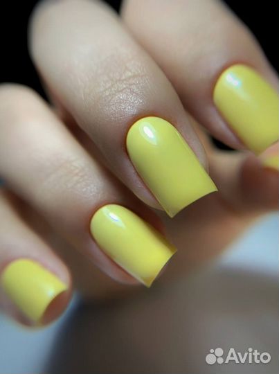 Маникюр + педикюр у топ-мастера