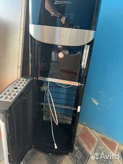 Кулер для воды