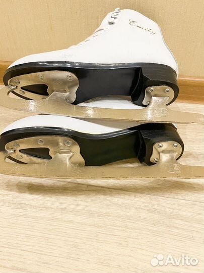 Коньки фигурные 38 размер