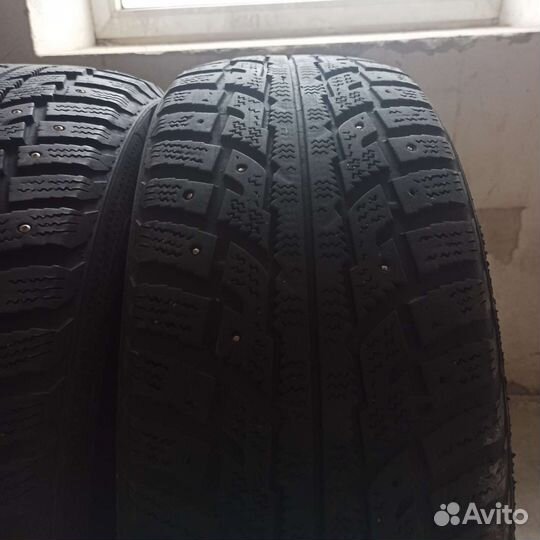 Kumho 722 225/65 R17