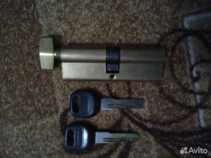 Цилиндр для замка