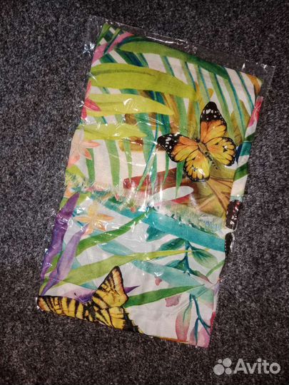 Платок из вискозы новый