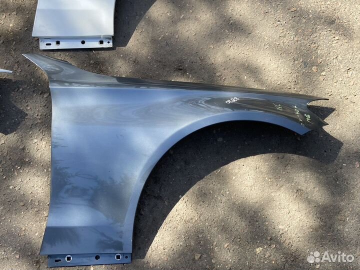 Крыло переднее Mercedes C класс W205 оригинал бу