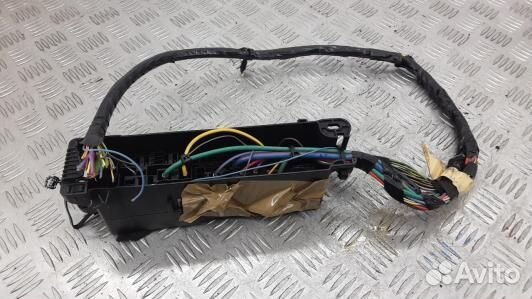 Блок предохранителей ford escape 3 (2MF03M101)