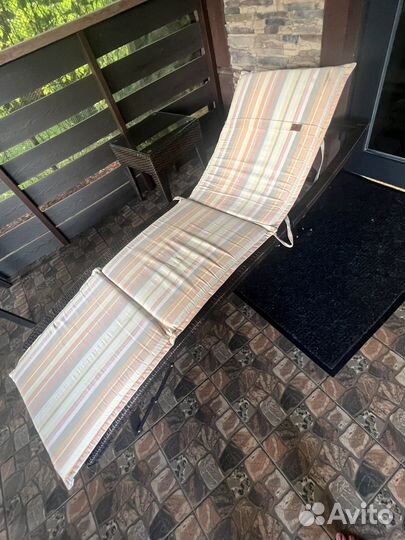 Шезлонг лежак складной