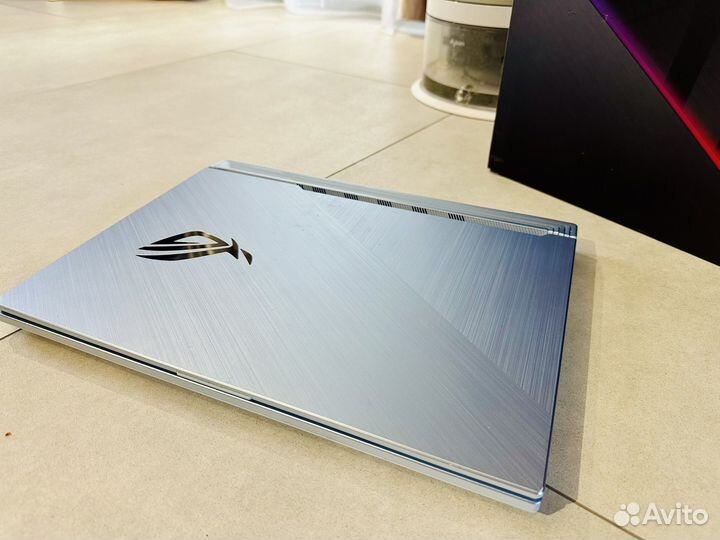 Игровой ноутбук asus rog strix 144Hz / 1650Ti