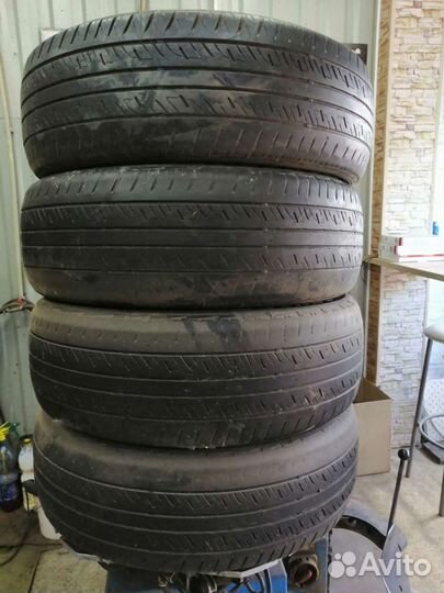 Dunlop D87M 235/60 R18