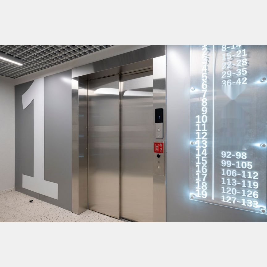 2-к. квартира, 64 м², 12/19 эт.