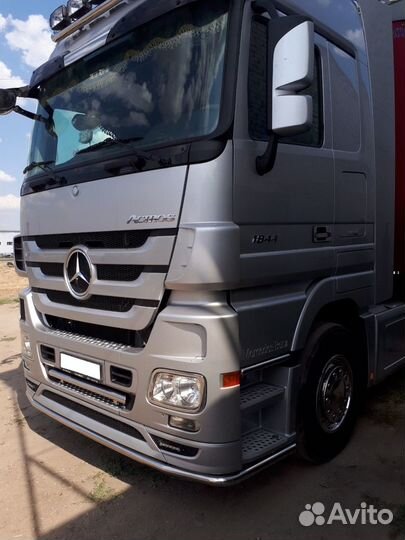 Защита переднего бампера 53 мм Mercedes Actros