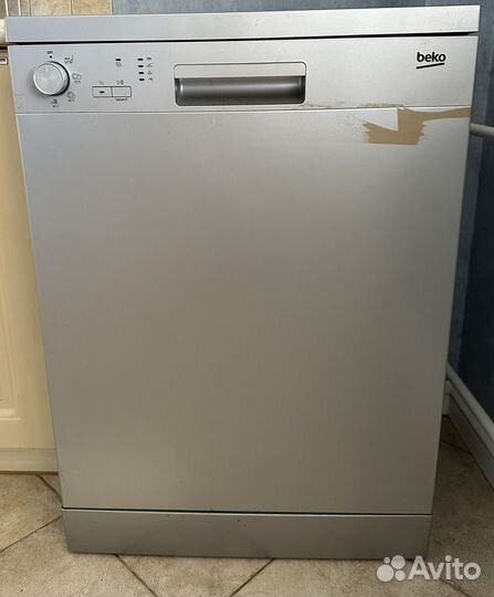 Посудомоечная машина Beko dfc04210s