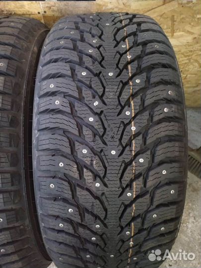 Ikon Tyres Autograph Ice C3 215/70 R15C 109R