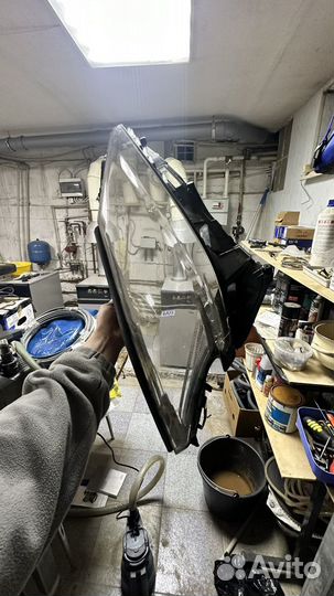 Стекло фары правое lexus lx 570