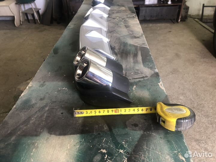 Накладка на задний бампер