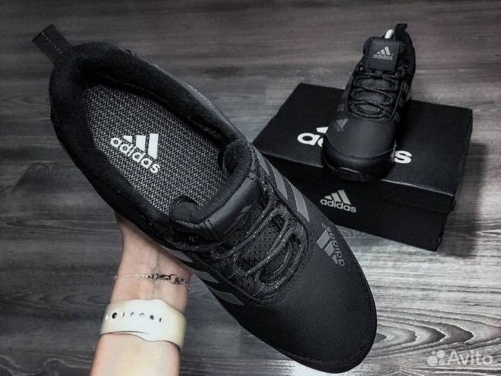 Кроссовки мужские Adidas Climaproof