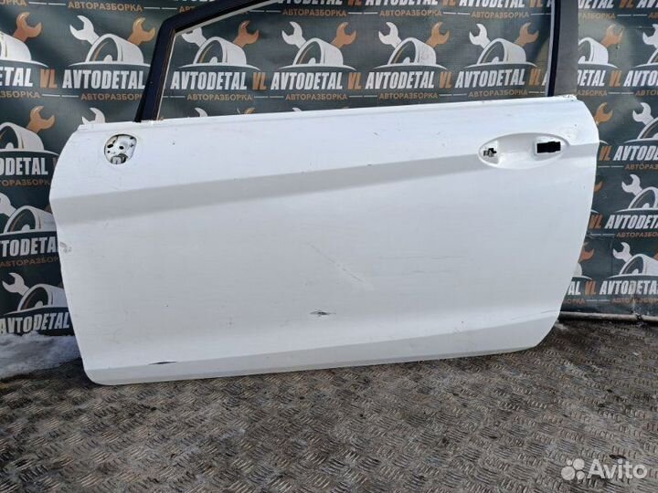 Дверь передняя левая Ford Fiesta MK6 ugjc 2013