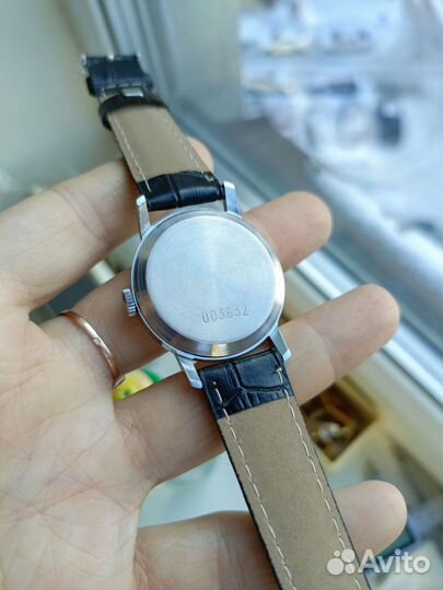 Часы СССР зим в состоянии новых