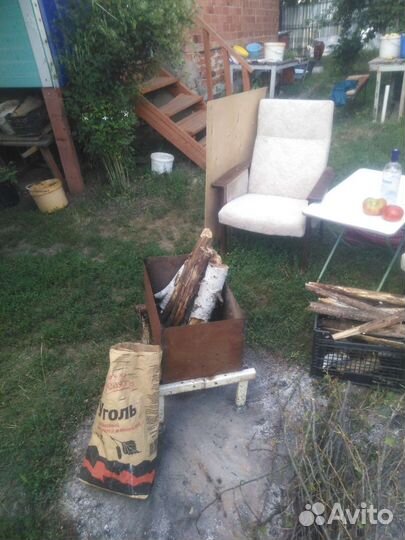 Мангал с шампурами