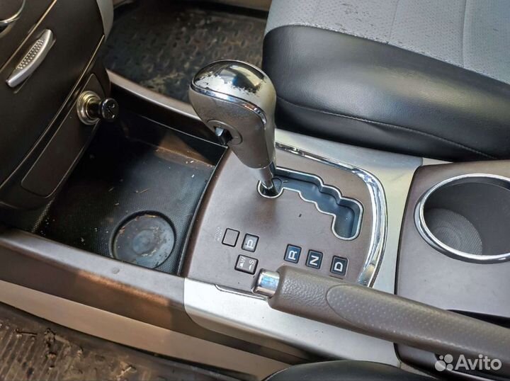 Подлокотник Ssang Yong Actyon 2