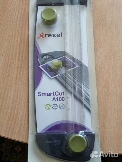 Резак для бумаги роликовый