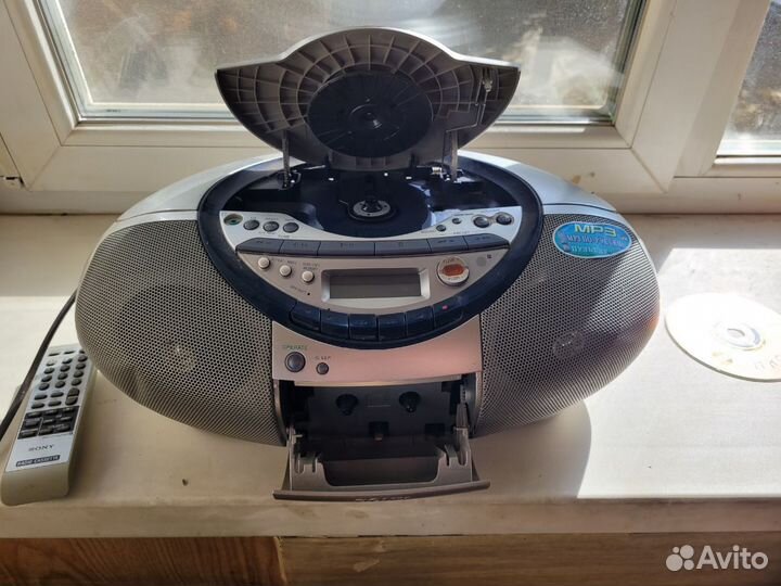 Музыкальный центр