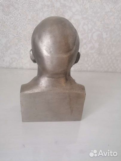 Статуэтка ленин