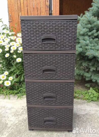 Пластиковый комод