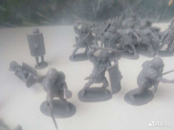 Солдатики пластик:масштаб 1:72 рыцари, самураи