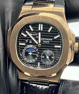 Часы Patek Philippe Nautilus Moonphase 40mm