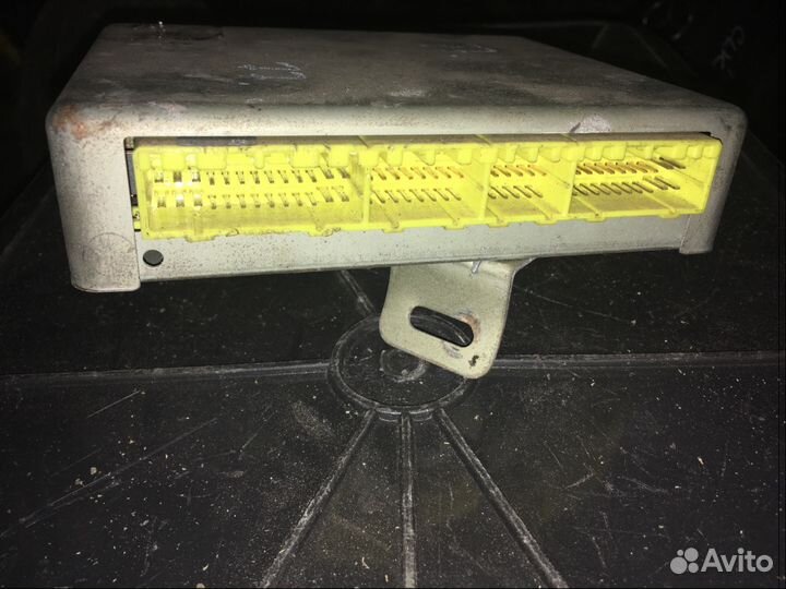 Мозг эбу Subaru G8 22611 ej20t turbo