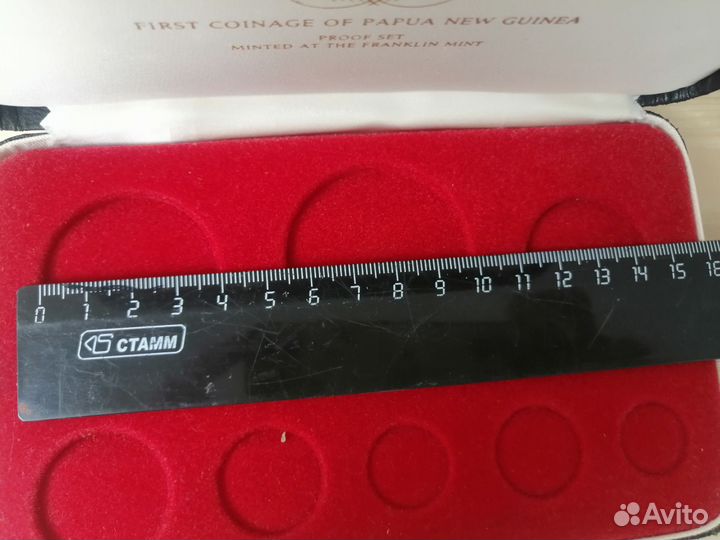 Футляр для монет