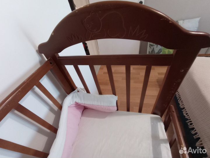 Детская кроватка с матрасом, бортиком, балдахином