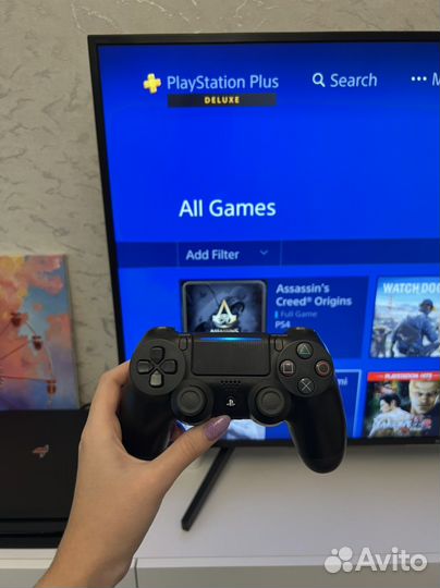 Sony PlayStation 4 PRO + (450 игр) PS Plus Deluxe