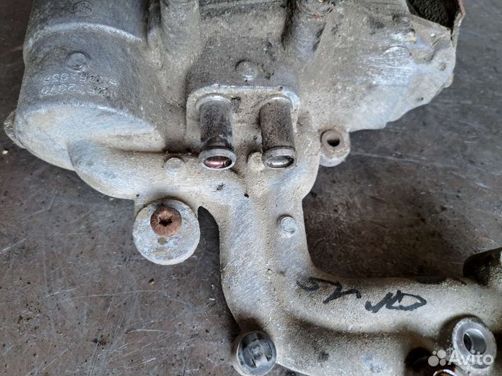 Корпус масляного фильтра Cadillac bls